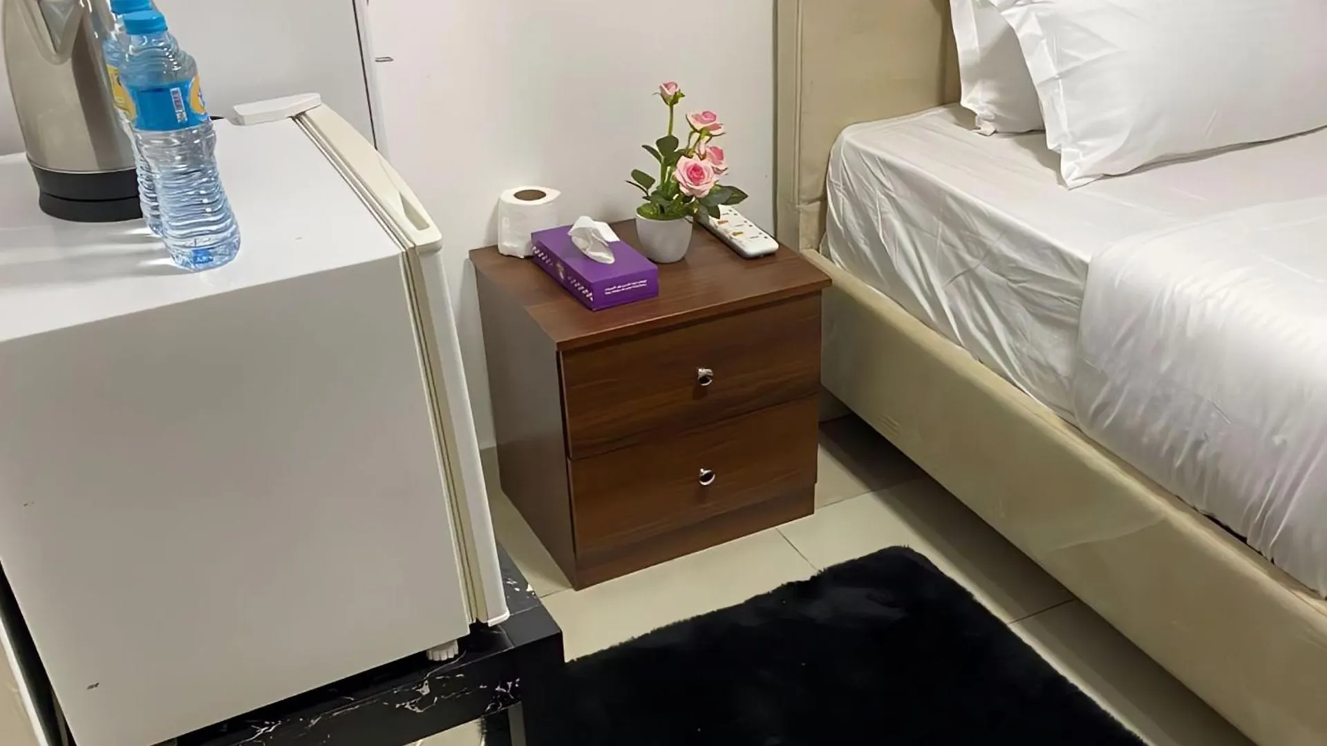 Affordable Master Room Stay Abu Dhabi United Arab Emirates